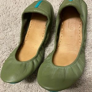 TIEKS, size 7, olive